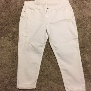 Old Navy Boyfriend Skinny Capris